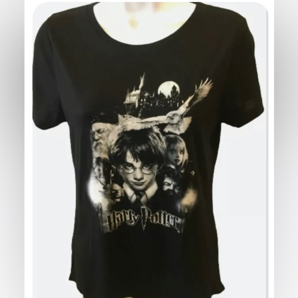 Harry Potter Sorcerer's Stone T-shirt Black & White Medium